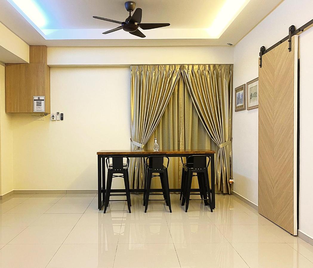 Amadel Residence 爱媄德民宿 11 Malacca エクステリア 写真