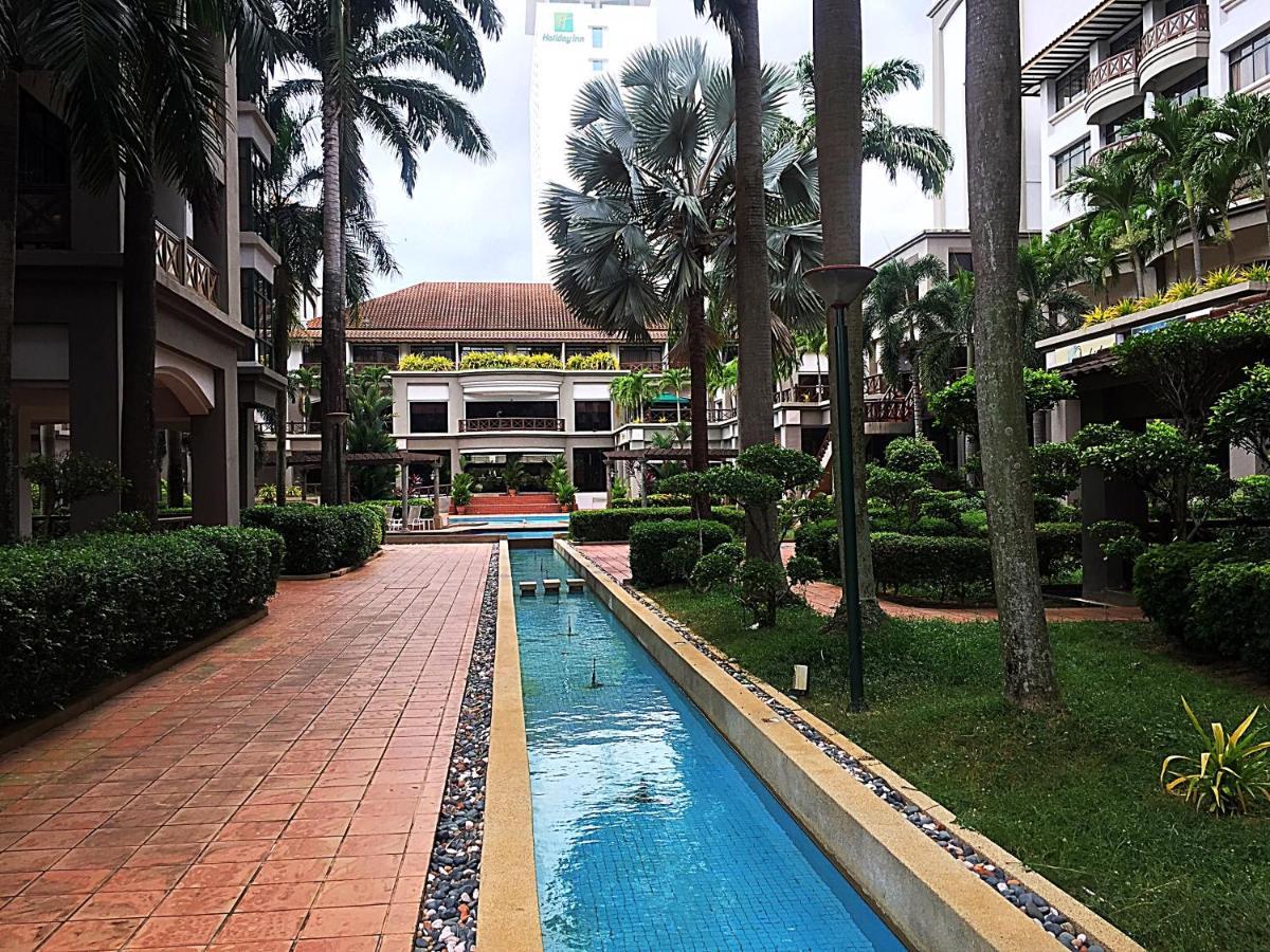 Amadel Residence 爱媄德民宿 11 Malacca エクステリア 写真