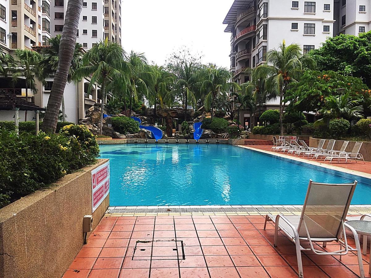 Amadel Residence 爱媄德民宿 11 Malacca エクステリア 写真